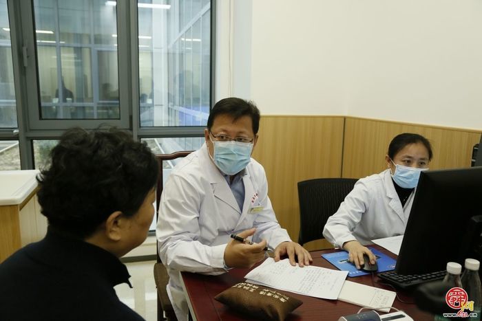 中医“国家队”名中医云集广安门医院济南医院举办义诊活动